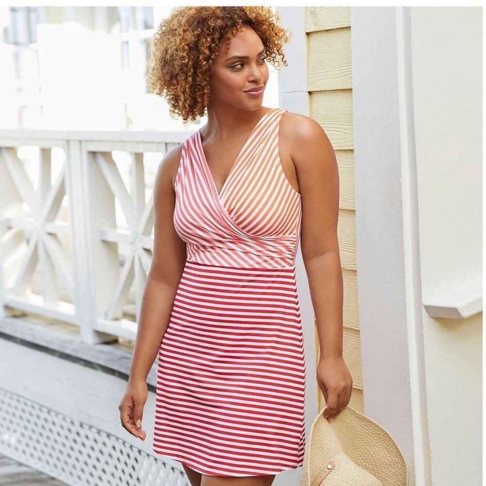 Lands' End Women's Plus Size Tummy Control Surplice Wrap Swim Dress size 24 One